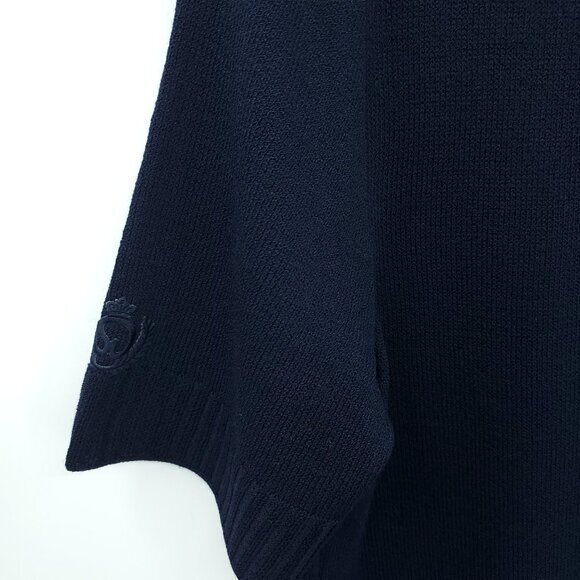 St. John Sport Santana Knit Short Sleeve Embroidered Polo M Navy/Gold Buttons - Picture 11 of 16